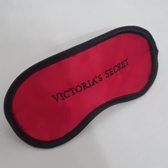 ❤️VICTORIA’S SECRET❤️RED EYE MASK - Picture 6 of 8